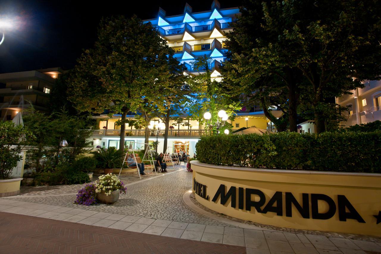 Hotel Miranda Bellaria-Igea Marina Buitenkant foto