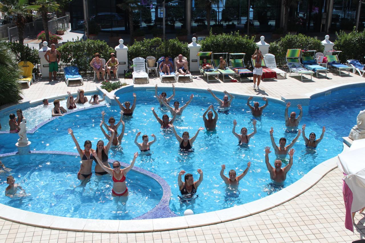 Hotel Miranda Bellaria-Igea Marina Buitenkant foto