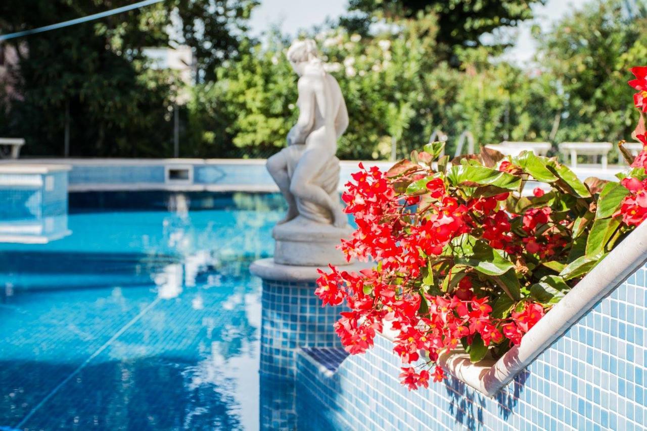 Hotel Miranda Bellaria-Igea Marina Buitenkant foto